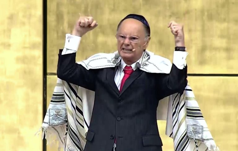 “Pare de sufrir” que el bitcoin es “un plan de Satanás” y “blockchain es la marca del diablo”