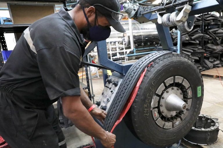 Venezuela creó un Fondo de Prestaciones Sociales anclado al valor del petro