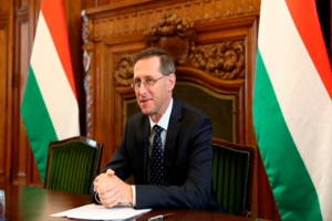 El anuncio lo realizó el ministro húngaro de Finanzas, Mihály Varga, quien destacó la posibilidad de que esta iniciativa para desgravar las ganancias de la actividad con criptomonedas pueda traer al país una cantidad considerable de ingresos.