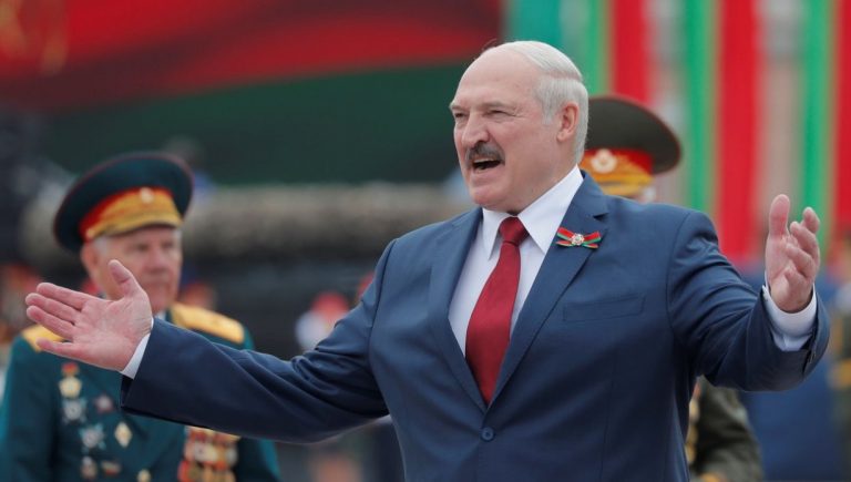 “Comencemos a minar criptomonedas o como se llamen”, ordenó el presidente de Bielorrusia, Alexander Lukashenko