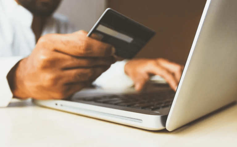 Ya puedes comprar y vender dash con bolívares en Binance P2P