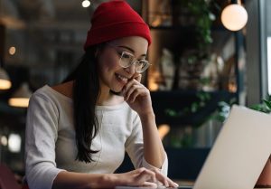 Becas para emprendimientos digitales ofrecerá escuela de negocios en Venezuela