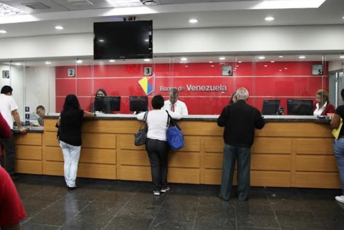 En el Banco de Venezuela (BDV) ya puedes retirar hasta 20 dólares por taquilla