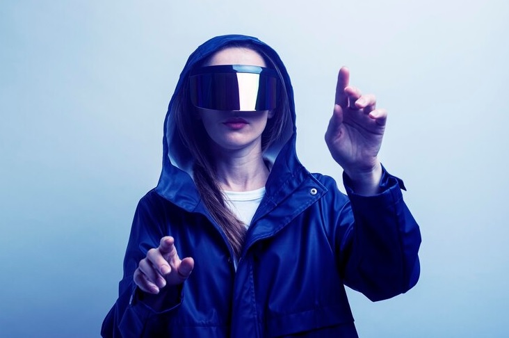 En EE.UU. presentan gafas de realidad virtual para percibir el gusto y el tacto en el metaverso