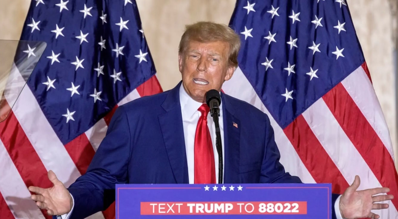 Donald Trump: "El dólar se está derrumbando y pronto dejará de ser el estándar mundial"