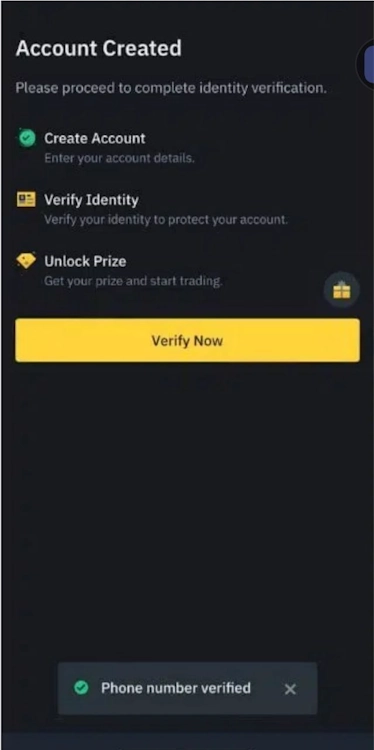 Luego de crear tu cuenta debes completar el proceso de verificación haciendo clic en “Verificar Ahora”