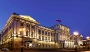 Bancos de Rusia comenzaron a rastrear actividades de sus clientes en criptomonedas